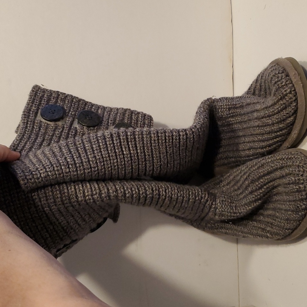 UGG Cardy Knit Boots Gray Size 6